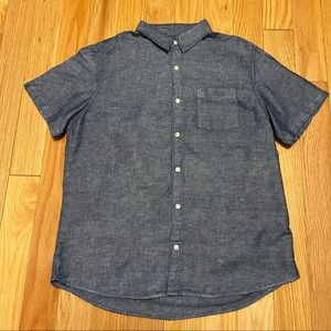 GAP men’s linen short sleeve button down - Large